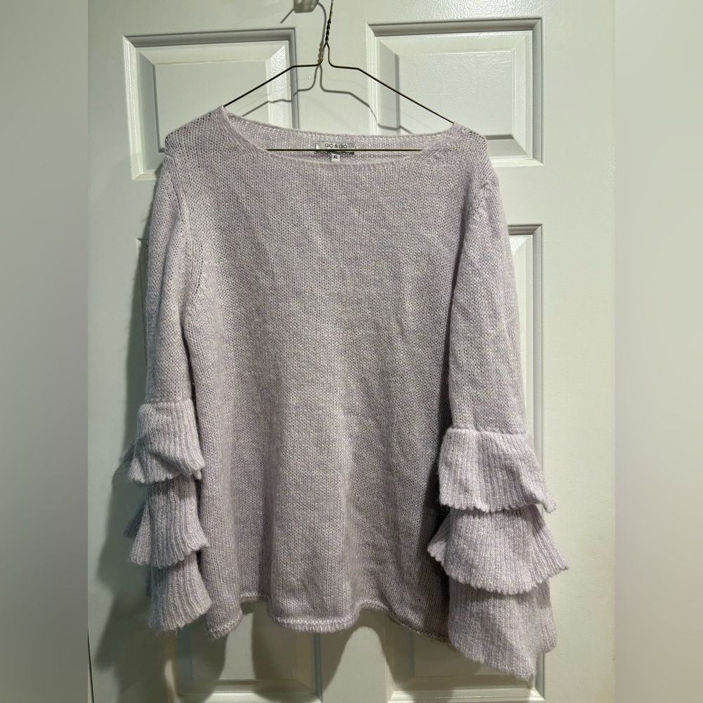 CCO SALe!Gio & Gio Italian wool blend  Lilac Triple Long Bell Sleeve sweater XL